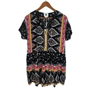 NWT Vicky and Lucas Sz Medium M Black Multicolor Print Short Sleeve Romper
